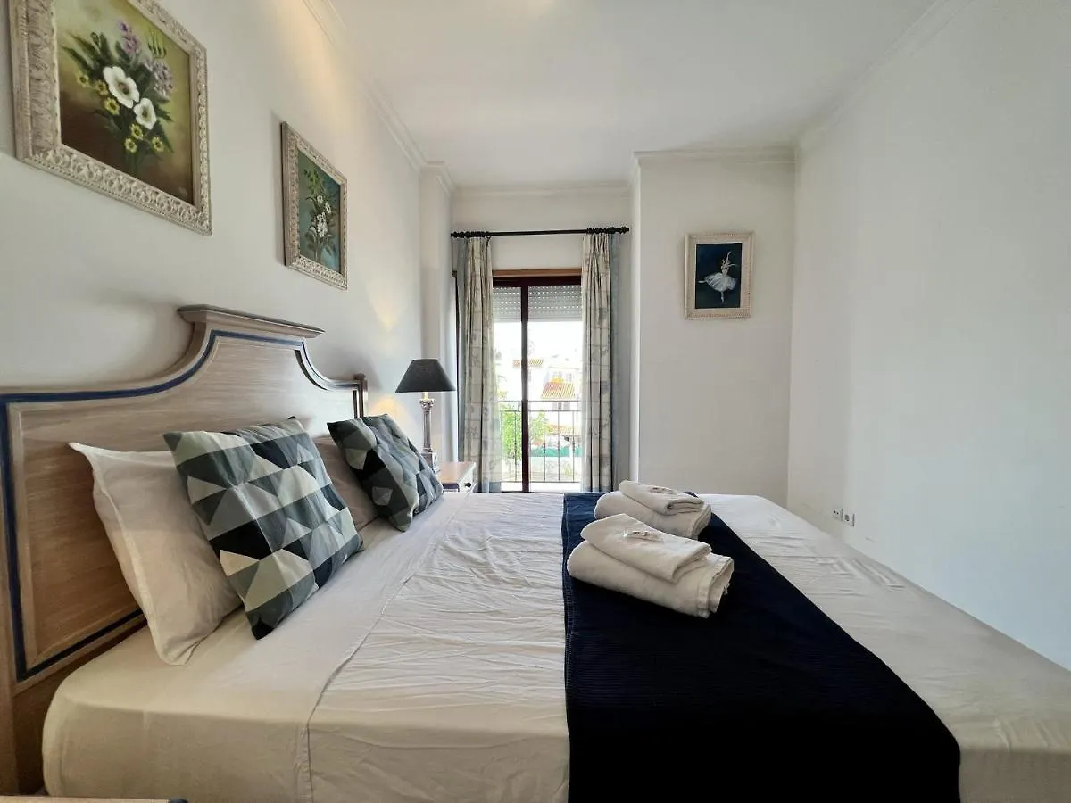 Quarteira Elegant With Pool By Homing Apartment 0*,  Portugal