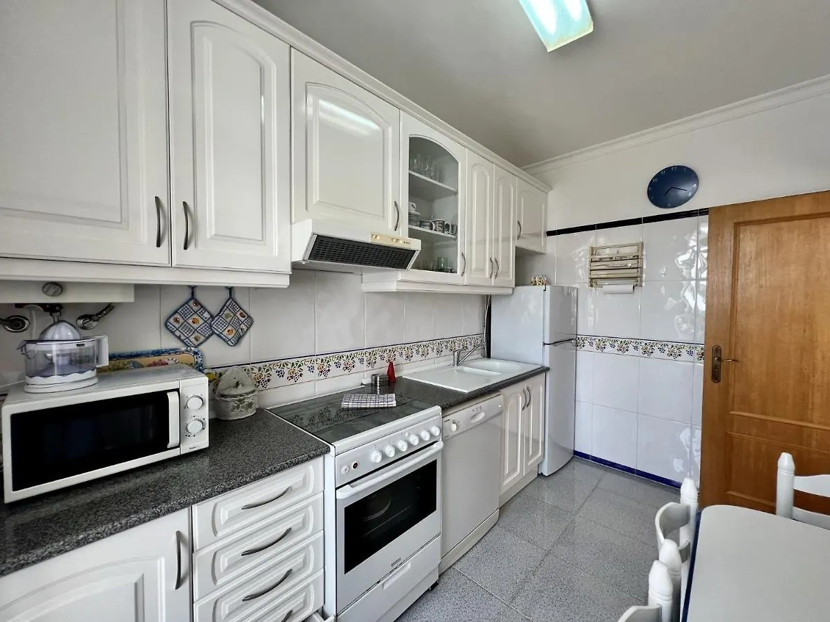 Quarteira Elegant With Pool By Homing Apartment