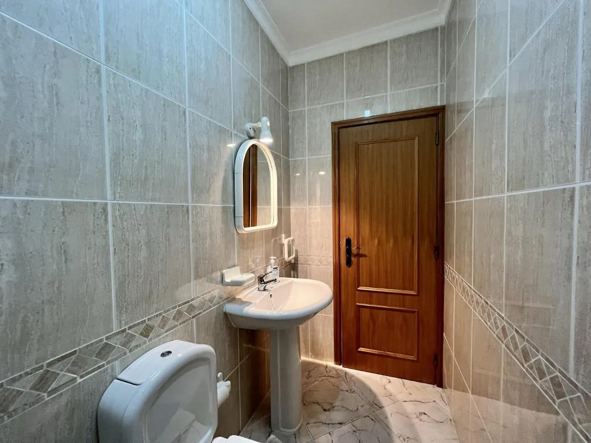 Quarteira Elegant With Pool By Homing Apartment