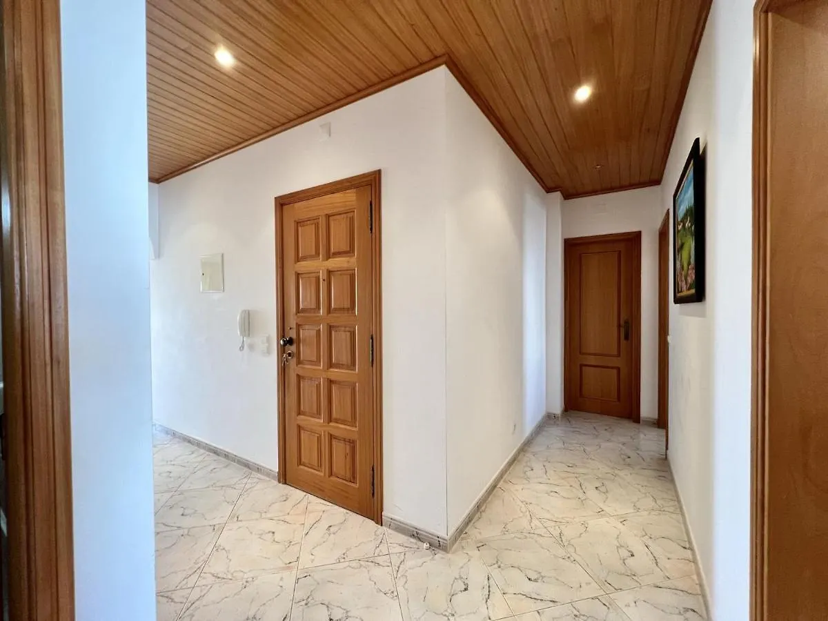 Quarteira Elegant With Pool By Homing Apartment