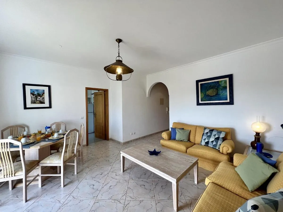 Quarteira Elegant With Pool By Homing Apartment