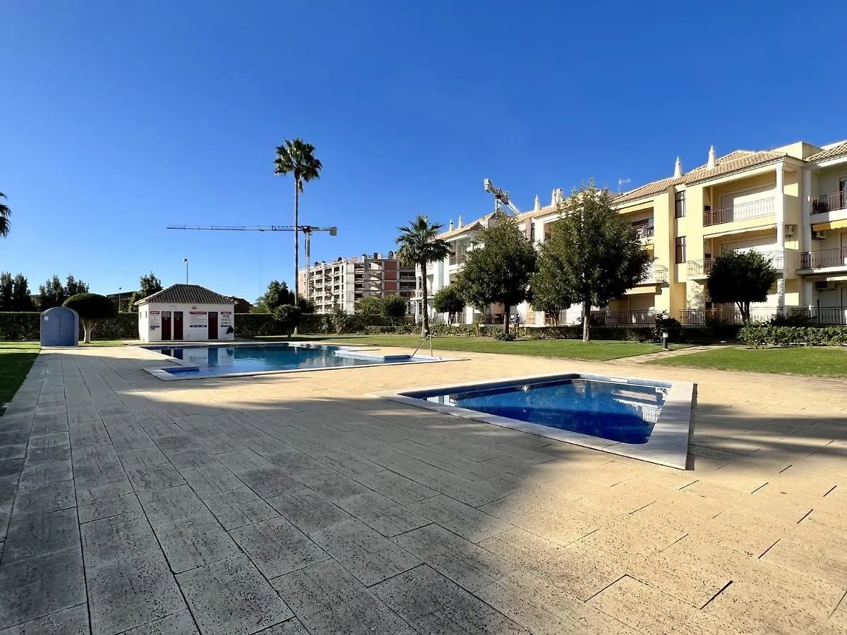 Quarteira Elegant With Pool By Homing Apartment