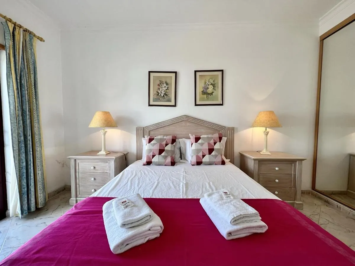 Apartmán Quarteira Elegant With Pool By Homing 0*,